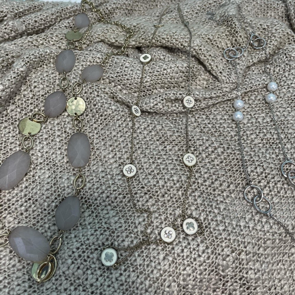 Lot of long necklaces